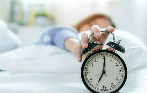 Why snoozing may not be bad for health as previously thought