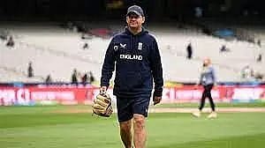 England lacking confidence, must get on the front foot at WC: Mott