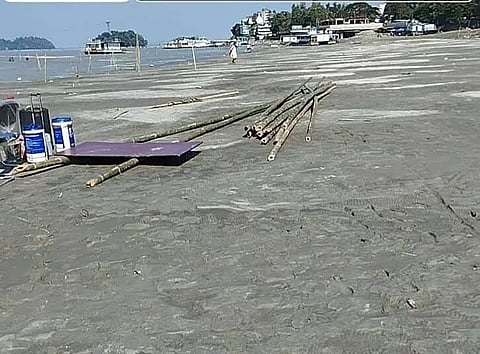 Abrupt fall in the water level of Brahmaputra baffles the public