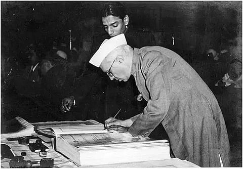 Bibliophilia, fascination, and Nehru