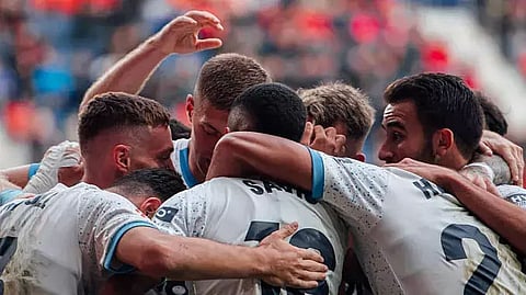 Girona go top as Barca scrape home in San Sebastian in La Liga