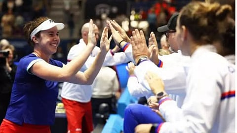 Czech Republic, Slovenia start with wins in Seville