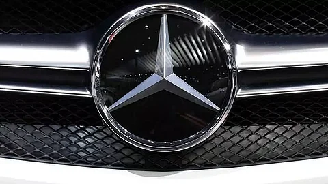 Mercedes-Benz, 3 other carmakers to recall over 10K units: Transportation Ministry