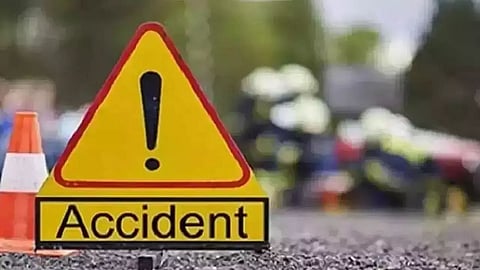 Assam: Two injured in Demow Dehajan