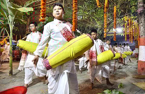 Raax Mohotsav turns Assam into ‘second Brindabon’