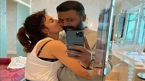 Sukesh Chandrashekhar issues press statement unveiling chats with Jacqueline Fernandez
