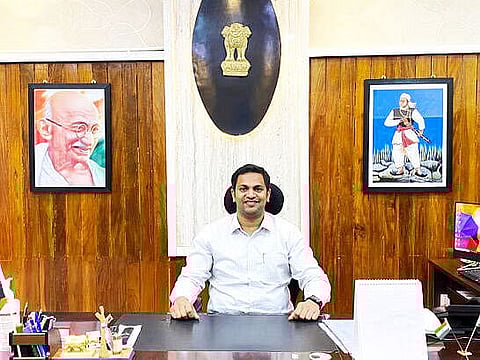 Golaghat District Commissioner Dr P Uday Pravin visits self-help groups