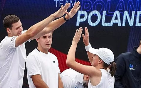 Iga Swiatek, Hubert Hurkacz lead Poland into historic final in United Cup