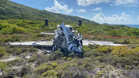10 injured in light plane crash on Australia's Great Barrier Reef Island