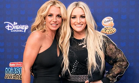 'My sister inspired me to go dark' Says Britney Spears