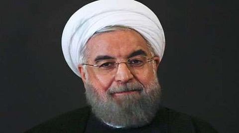 Traffic clogged in central Delhi  as revellers flood India Gate