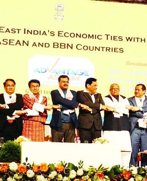 'Turkish border guards fire at Syrian refugees'