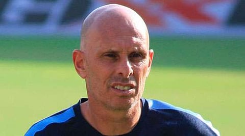 Top sports leagues promote unhealthy eating behaviour