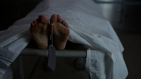 Man run over by train - 28 Apr, 2018