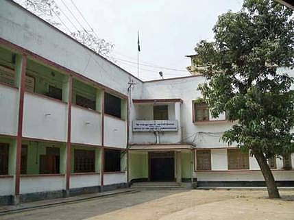 F&CS owes  cooperative societies  Rs 33.64 crore