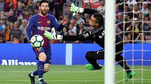 Barcelona win again; Madrid suffer another defeat