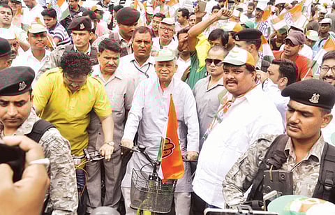 APCC observes betrayal day against price rise