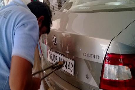 Owners of old vehicles asked to use HSRP