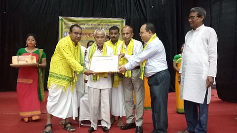Rajendra Narayan Dev receives Lili Choudhury Award