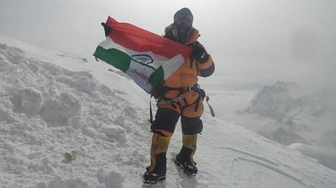 Governor, CM congratulate Everester Linggi