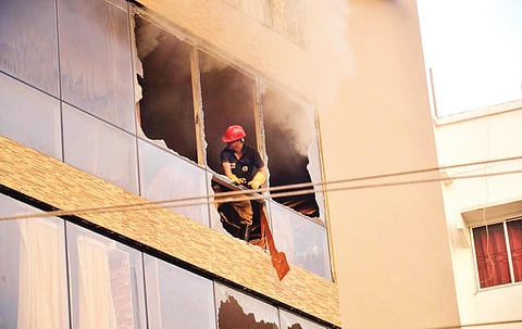 Fire breaks out in city apartment