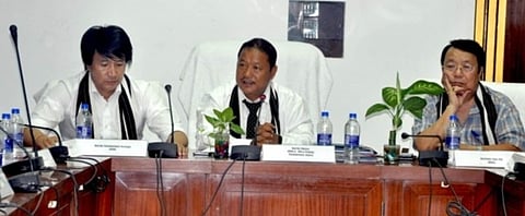 Felix sets road connectivity target to all by 2022