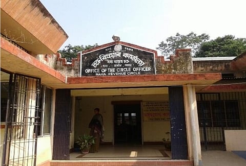 ৰাজহ চক্ৰ কাৰ্য্যালয়ৰ পৰা হেৰালে দহ হাজাৰতকৈও বেছি আবেদন