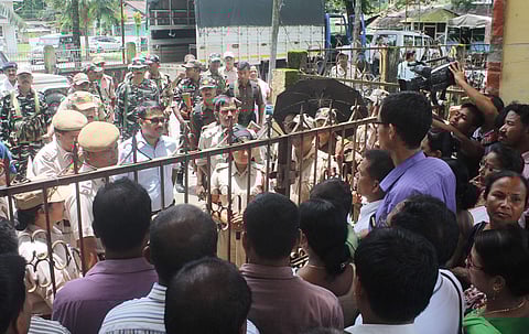 Teachers’ Mass Suicide Put on Hold,Talks Held with Administration Officials at Sivasagar and Lakhimpur Districts of Assam