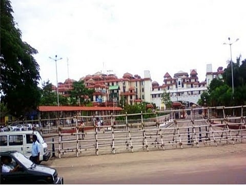 Police tackle protesters with iron hands near Janata Bhawan at Guwahati