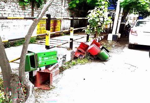 Dustbins turn to dust & scraps along GS Road Guwahati