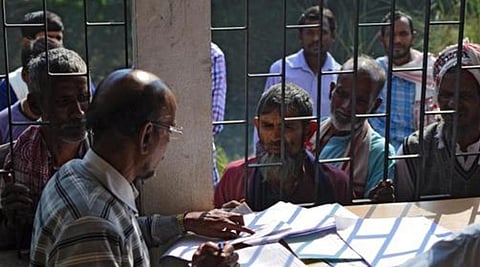 ন্যায্য নথি থাকা ব্যক্তিকে ডিটেনশন ক্যাম্পে রাখার প্ৰতিবাদ চিরাঙে