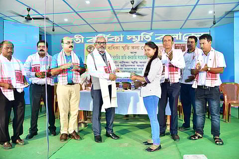 Oil and Natural Gas Corporation (ONGC) incentive to meritorious BPL students