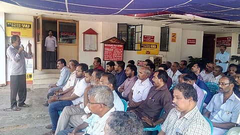 Dharna staged for release of (SUMAA) Students Union Movement of All Arunachal leaders