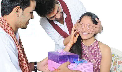 This Raksha Bandhan Gift a Healthy Twist to Your Sister