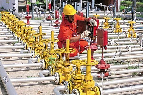 Oil and Natural Gas Corporation Move on Geleki Oil Field Hand Over is opposed