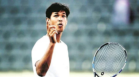 Somdev Devvarman Predicts Bright Future for Surfing in India