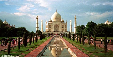 Supreme Court Asks Uttar Pradesh to Consider Declaring Taj Mahal’s Surrounding as Heritage