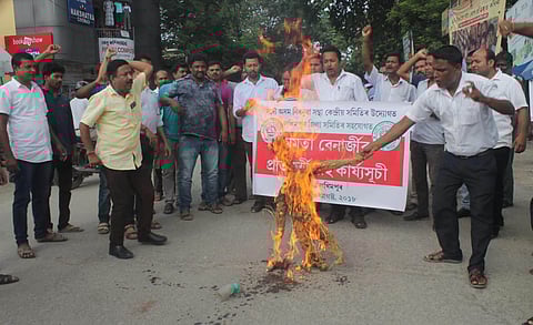 NRC Assam Row: Protest against West Bengal Chief Minister Mamata Banerjee continues in Lakhimpur