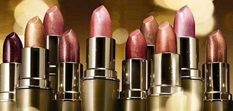 The Amazing Benefits of Wearing Lipstick