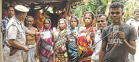 Manipur Joint Committee on Inner Line Permit System Activist Nabs 12 Bangladeshi Immigrants