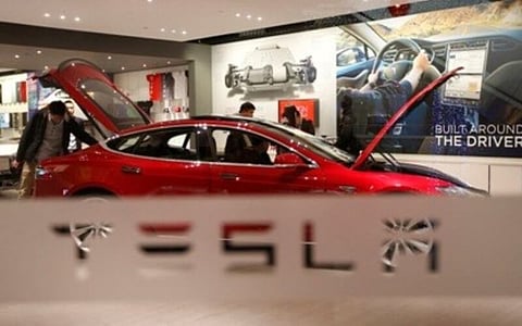 Tesla Engineer Admits To Saving Autopilot Code On iCloud