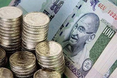 Rupee Falls to Fresh Low of 71.43 Per US Dollar