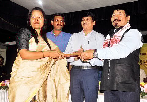 Government to distribute one lakh shallow tube wells