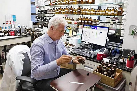 Artificial Intelligence Now Helps Design Novel Perfumes