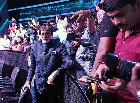 Amitabh Bachchan Admires Efforts of Those Behind the Scenes