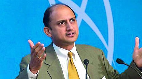 RBI Deputy Governor Viral Acharya hits back at Powerlessness of the Central Bank