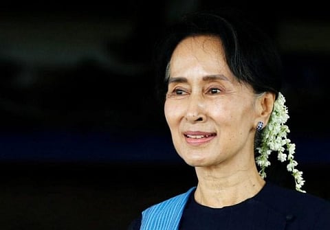 Aung San Suu Kyi Seeks Foreign Investment At ASEAN Summit