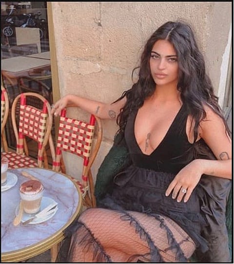 Australian Model thrown out of Museum for Wearing Revealing Dress