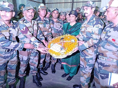 Defence Minister Celebrates Diwali amongst Troops in Forward Areas of Arunachal Pradesh