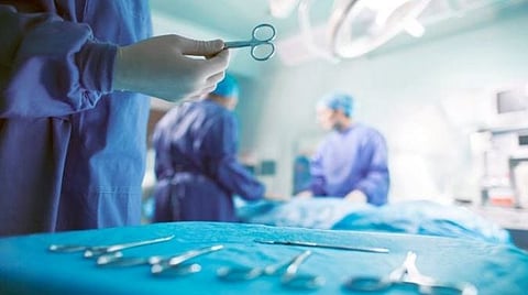 Novel non-surgical method to repair heart valve